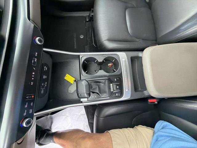 2025 Kia Carnival MPV LXS