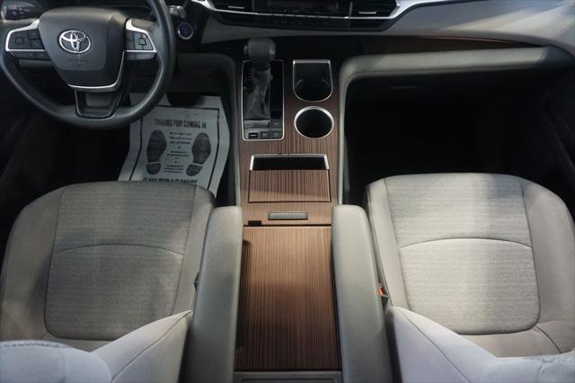 2021 Toyota Sienna LE