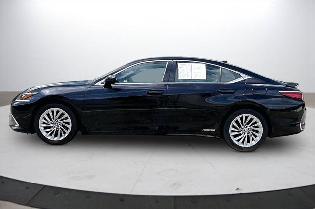 2019 Lexus ES 300h Luxury