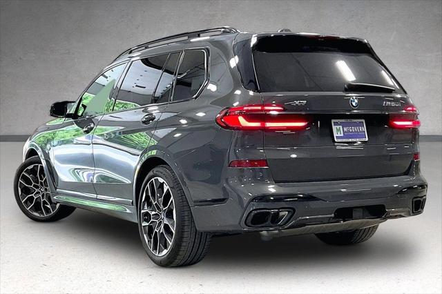 2025 BMW X7 M60i
