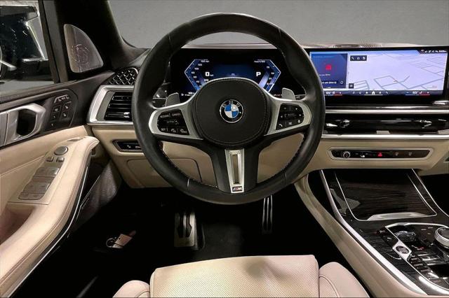 2025 BMW X7 M60i