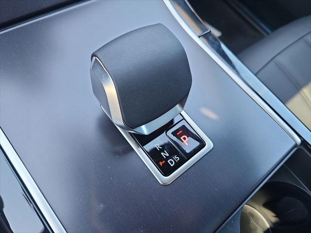 2026 Land Rover Range Rover Evoque Hoxton Edition
