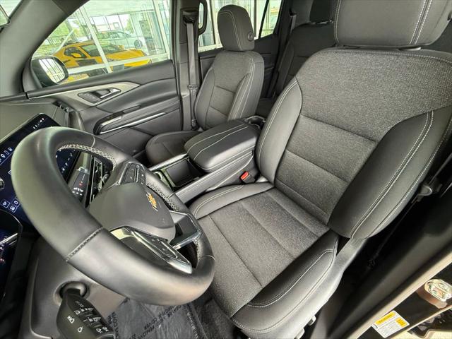 2025 Chevrolet Traverse FWD LT