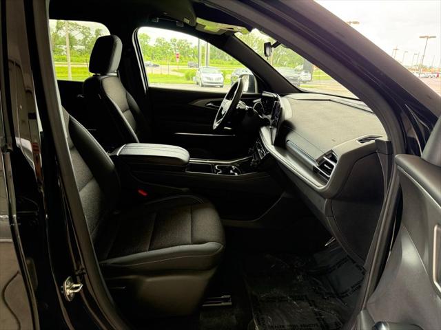 2025 Chevrolet Traverse FWD LT