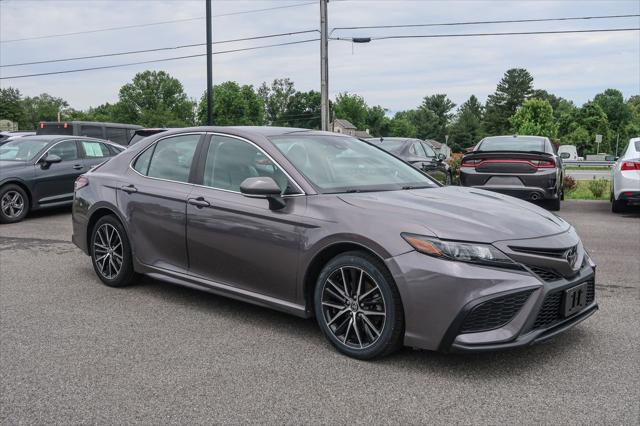 2023 Toyota Camry SE AWD