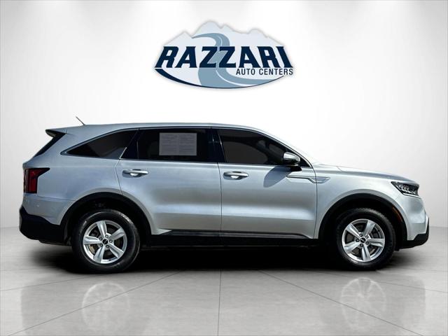 2022 Kia Sorento LX