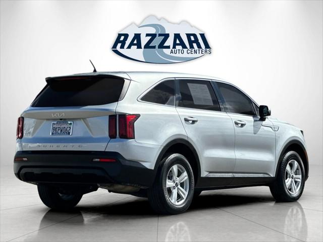 2022 Kia Sorento LX