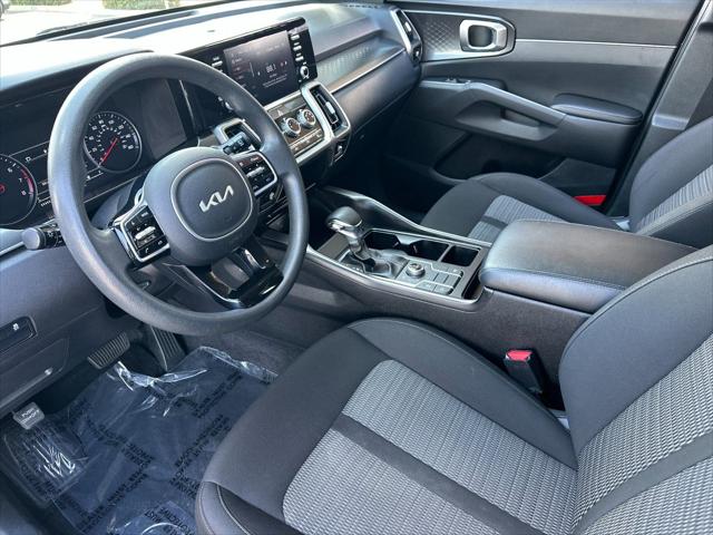 2022 Kia Sorento LX