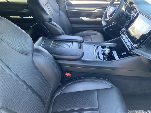 2024 Jeep Wagoneer Series II 4x2