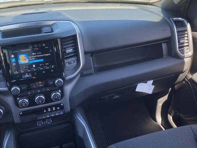 2025 Ram 1500 Big Horn Crew Cab 4x4 5'7" Box