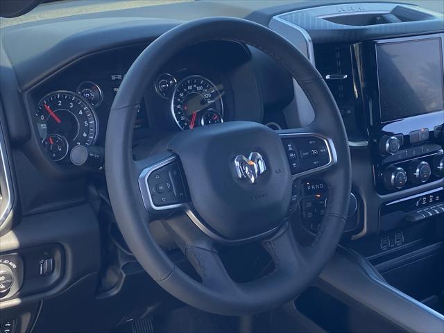 2025 Ram 1500 Big Horn Crew Cab 4x4 5'7" Box