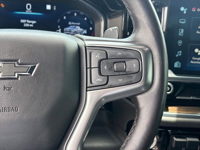 2023 Chevrolet Silverado 1500 4WD Crew Cab Short Bed RST