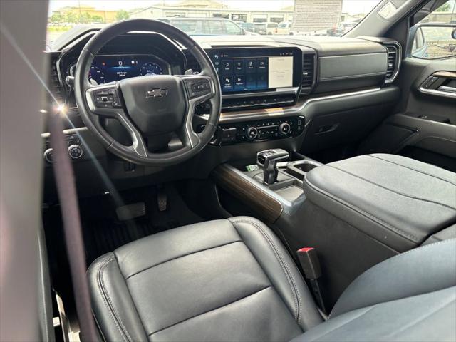 2023 Chevrolet Silverado 1500 4WD Crew Cab Short Bed RST