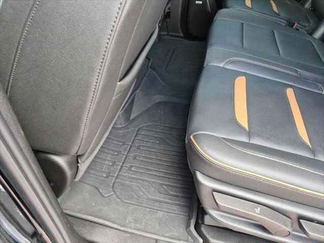 2024 GMC Yukon 4WD AT4