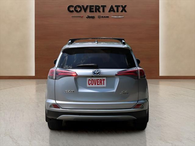 2017 Toyota RAV4 Hybrid XLE