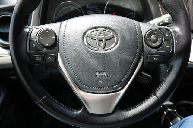2017 Toyota RAV4 Hybrid XLE