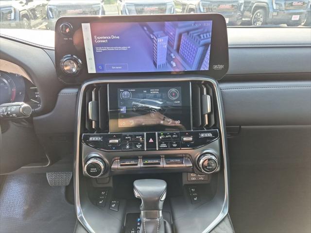 2022 Lexus LX Premium