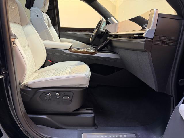 2026 Cadillac Escalade ESV Platinum Sport
