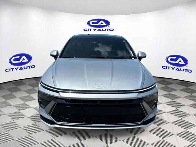 2025 Hyundai Sonata Hybrid Limited