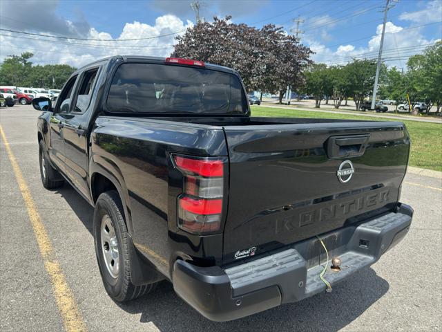 2022 Nissan Frontier Crew Cab S 4x2