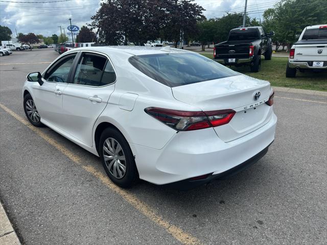 2022 Toyota Camry LE Hybrid