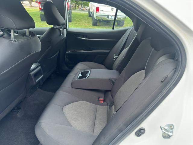 2022 Toyota Camry LE Hybrid