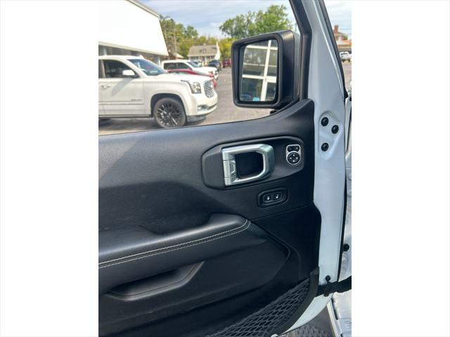 2023 Jeep Gladiator Overland