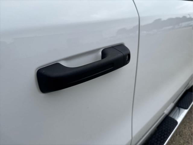 2024 Ram 1500 Big Horn Crew Cab 4x2 5'7" Box