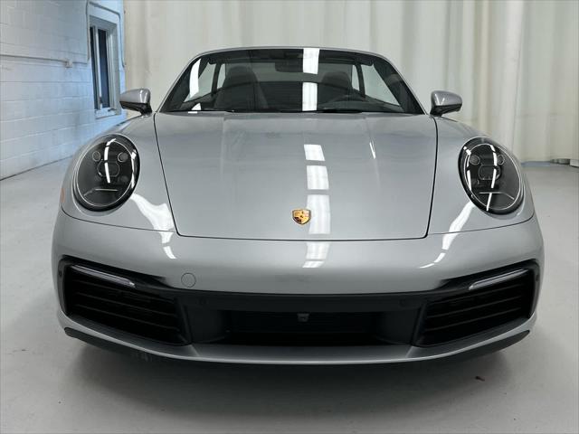 2022 Porsche 911 Carrera Cabriolet