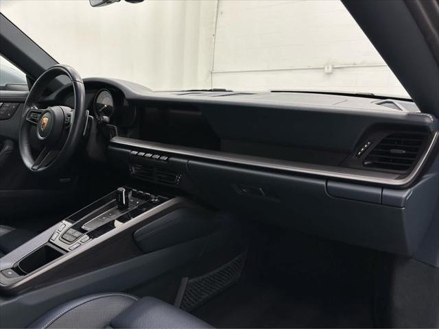 2022 Porsche 911 Carrera Cabriolet