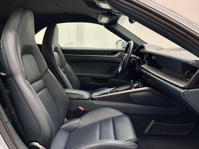 2022 Porsche 911 Carrera Cabriolet