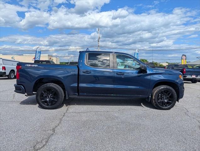 2022 Chevrolet Silverado 1500 4WD Crew Cab Short Bed RST