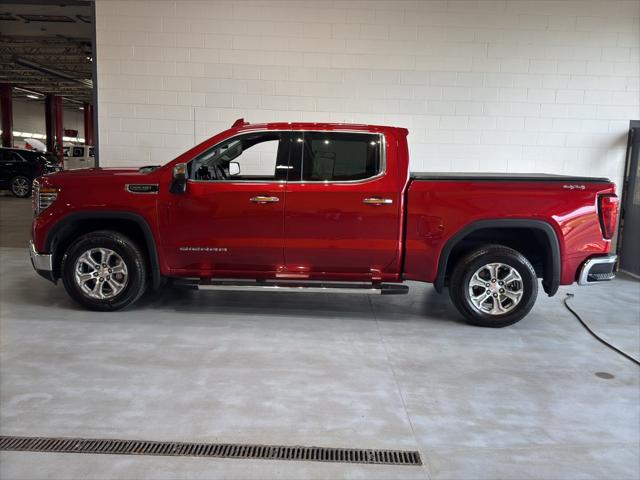2025 GMC Sierra 1500 4WD Crew Cab Short Box SLT