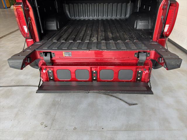 2025 GMC Sierra 1500 4WD Crew Cab Short Box SLT