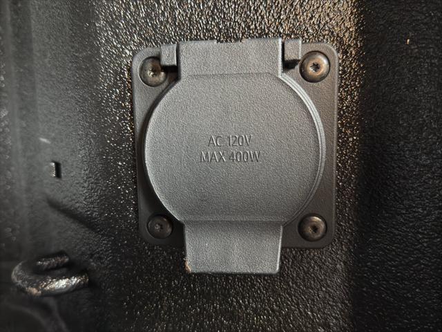 2025 GMC Sierra 1500 4WD Crew Cab Short Box SLT
