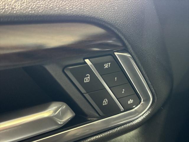 2025 GMC Sierra 1500 4WD Crew Cab Short Box SLT