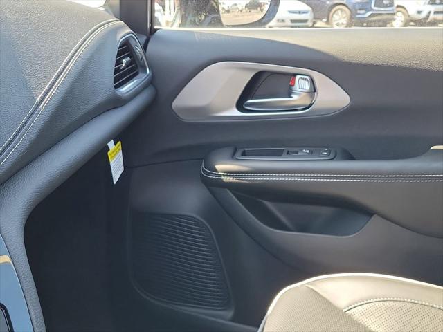 2026 Chrysler Pacifica Limited AWD