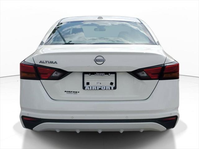 2025 Nissan Altima SV FWD