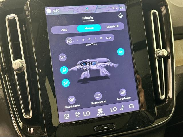 2023 Volvo XC40 B5 Plus Bright Theme