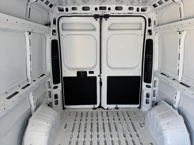 2025 Ram ProMaster 2500 Cargo Van Tradesman High Roof 159" WB w/Pass Seat
