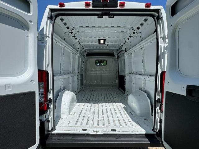 2025 Ram ProMaster 2500 Cargo Van Tradesman High Roof 159" WB w/Pass Seat