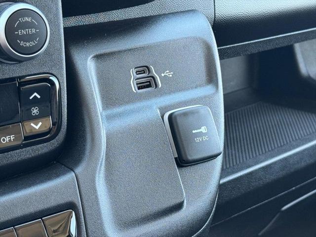 2025 Ram ProMaster 2500 Cargo Van Tradesman High Roof 159" WB w/Pass Seat