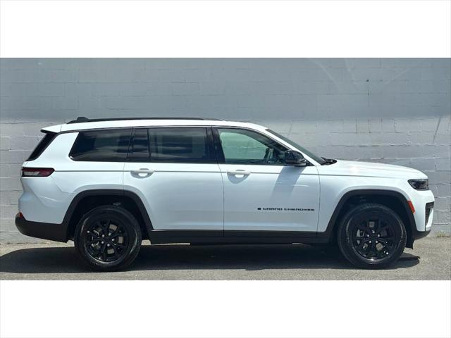 2026 Jeep Grand Cherokee L GRAND CHEROKEE L LAREDO ALTITUDE 4X4 2026 Jeep Grand Cherokee L GRAND CHEROKEE L LAREDO ALTITUDE 4X4