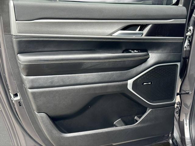 2026 Jeep Grand Wagoneer L Limited Altitude 4x4