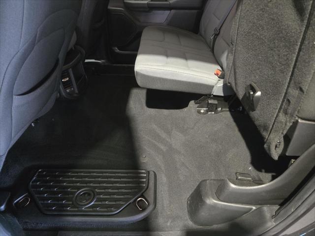 2019 Ram 1500 Big Horn/Lone Star Crew Cab 4x4 5'7" Box