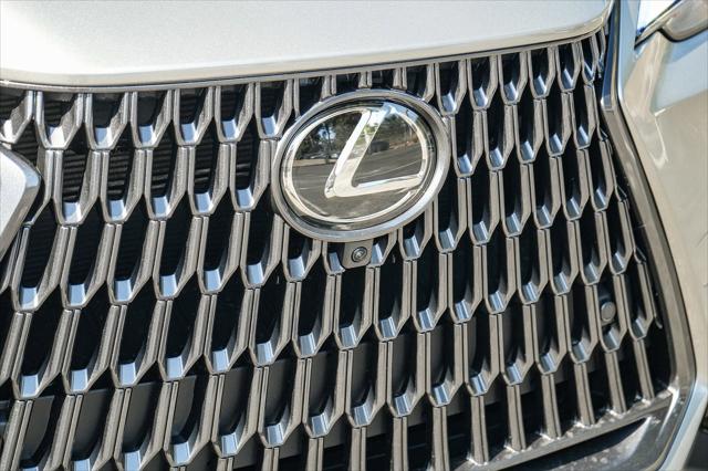 2026 Lexus NX 350h Premium