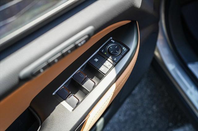 2026 Lexus NX 350h Premium