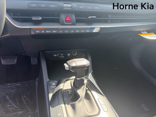 2026 Kia K4 LX