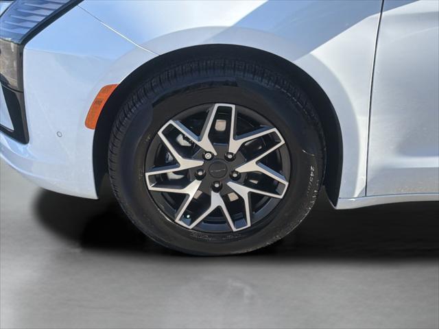 2027 Chrysler Pacifica Limited