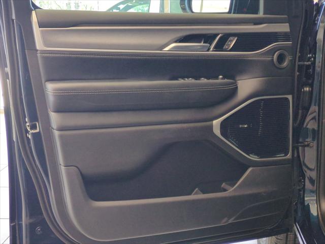 2026 Jeep Grand Wagoneer L Limited Altitude 4x4